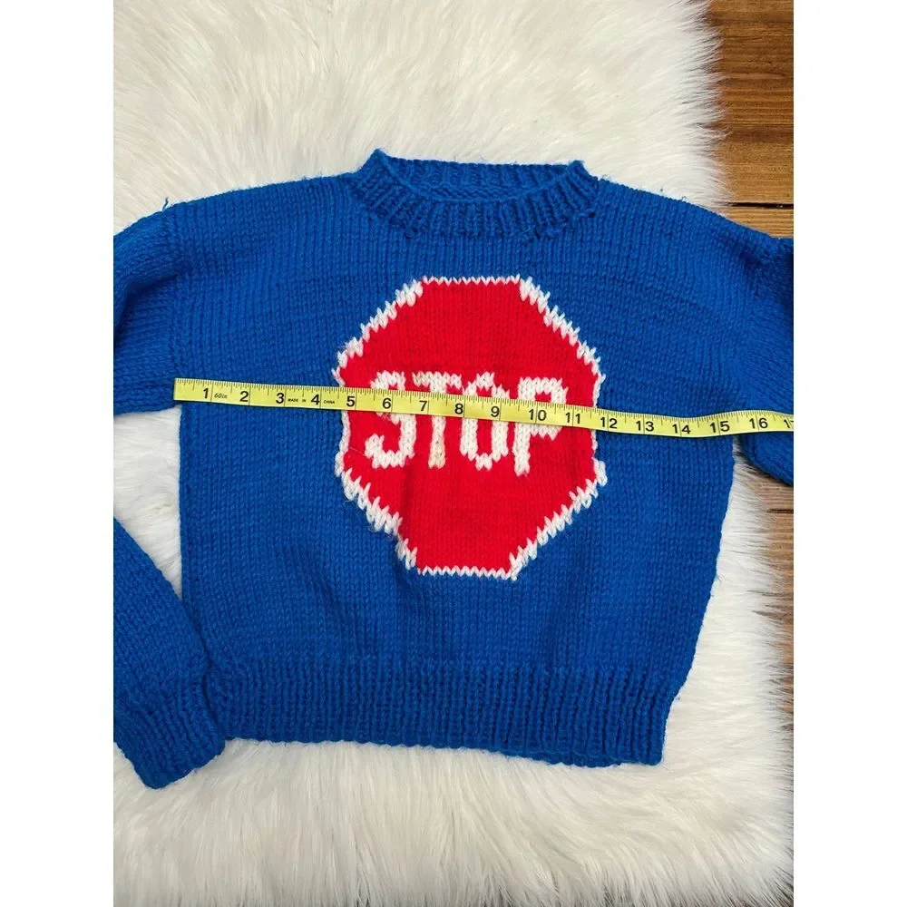 Sweater Vintage hand‎ knit STOP sign